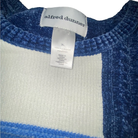 Women’s Alfred dunner size XL super soft I got the blues sweater pull over NWT’s - Picture 6 of 11